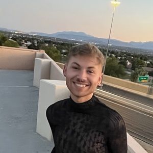 Meet your Posher, Jonathan